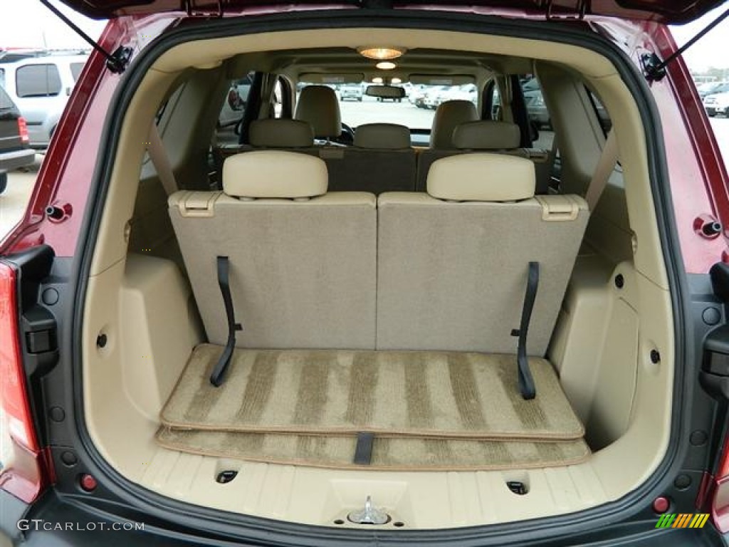 2008 Suzuki XL7 Limited Trunk Photos