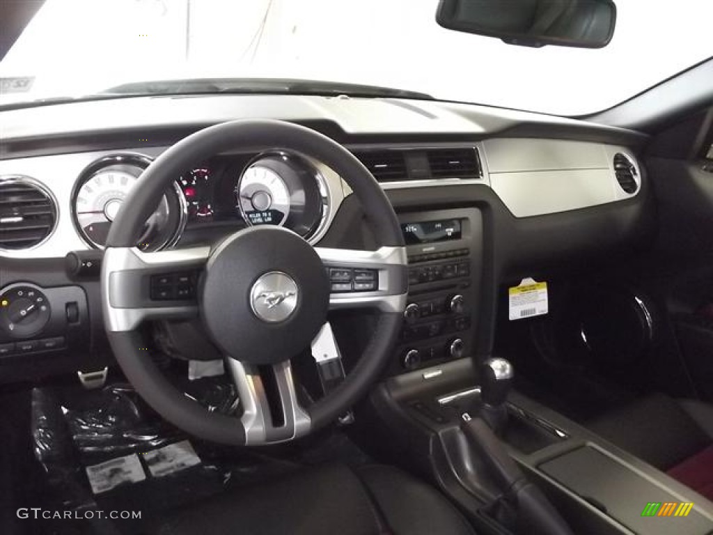 2012 Ford Mustang GT Premium Coupe Lava Red/Charcoal Black Dashboard Photo #59020955