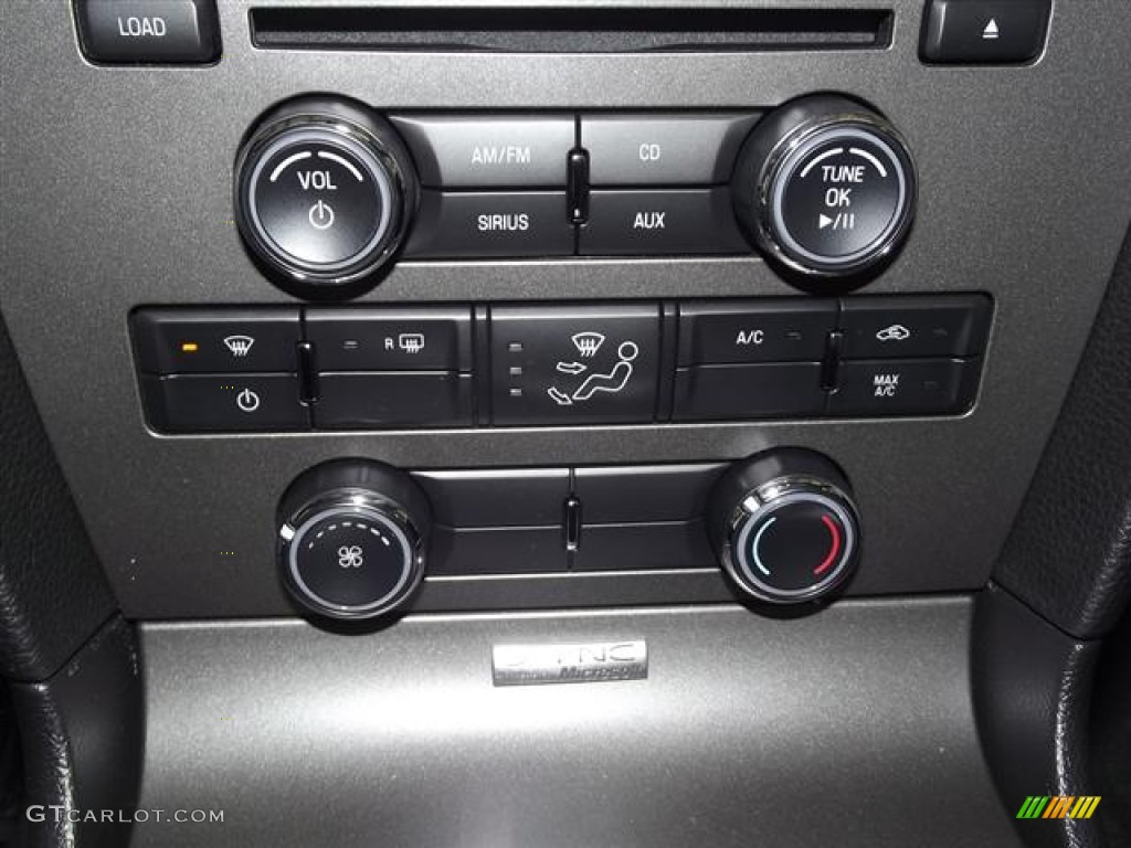 2012 Ford Mustang GT Premium Coupe Controls Photo #59020961