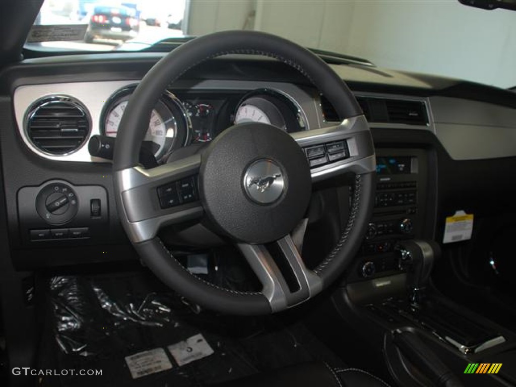 2012 Ford Mustang GT Premium Coupe Charcoal Black Steering Wheel Photo #59021174