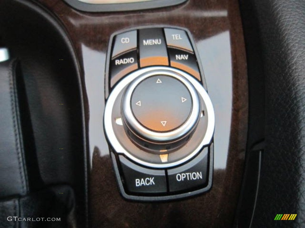 2010 BMW 5 Series 535i xDrive Sports Wagon Controls Photo #59024673