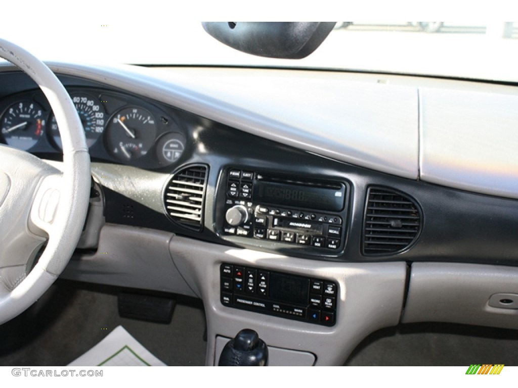 1999 Buick Regal LS Medium Gray Dashboard Photo #59025891