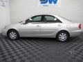 Lunar Mist Metallic - Camry LE Photo No. 5