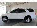 Natural White - 4Runner SR5 Photo No. 2