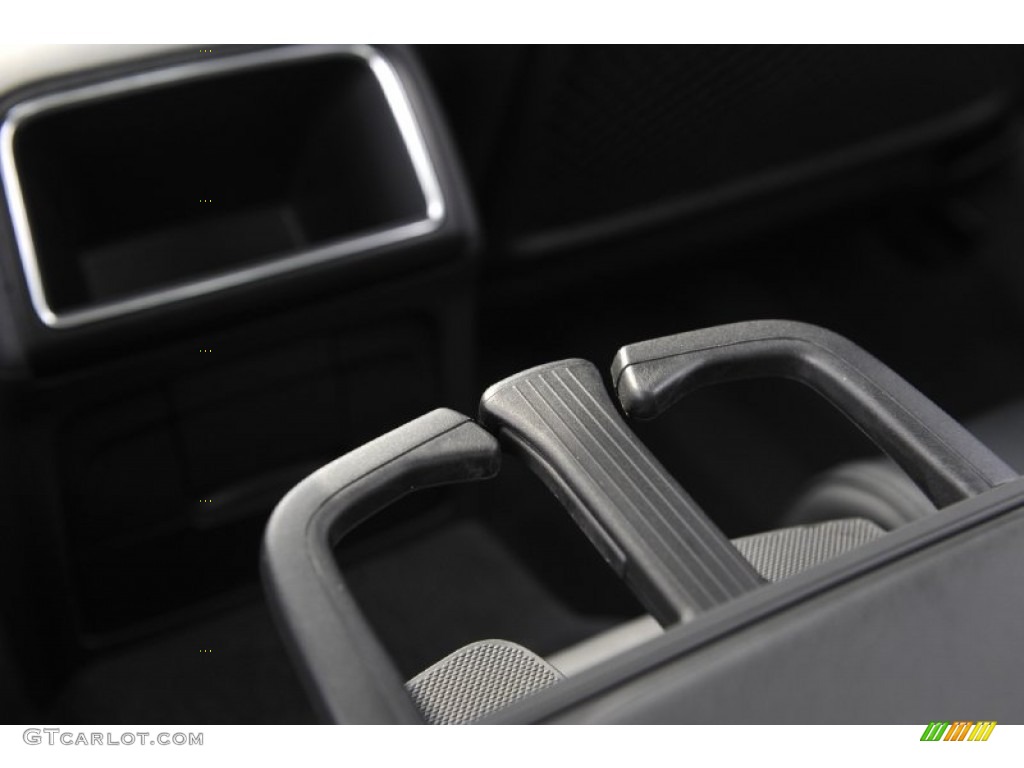 2011 A4 2.0T Sedan - Quartz Grey Metallic / Black photo #30