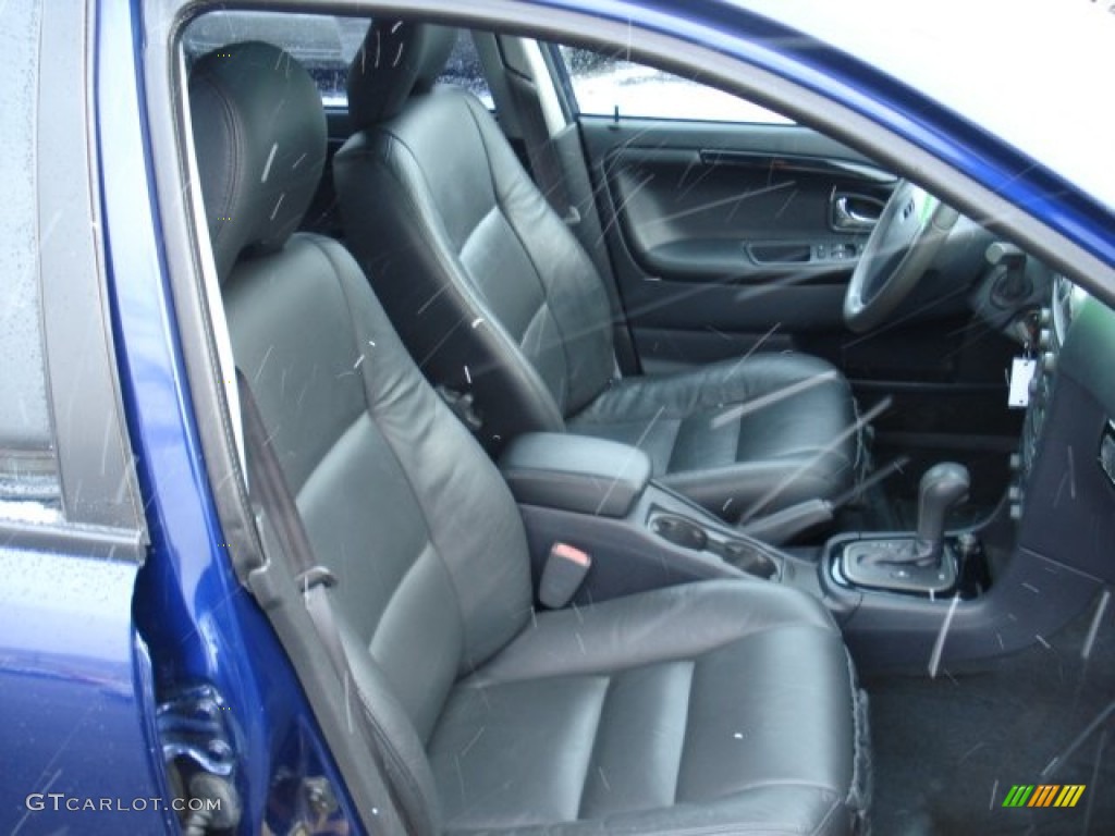 2004 Volvo S40 1.9T Interior Photos