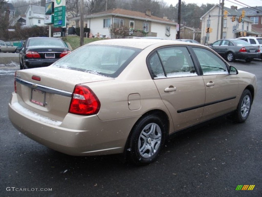 2005 Malibu Sedan - Light Driftwood Metallic / Neutral Beige photo #8