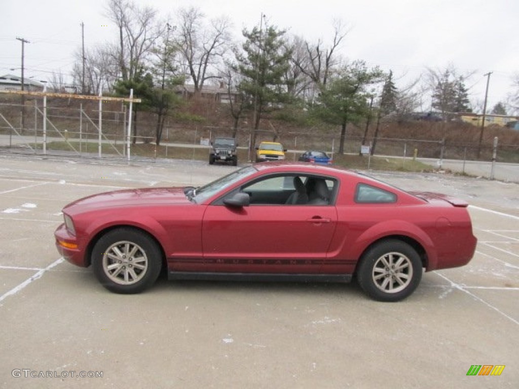 2007 Mustang V6 Deluxe Coupe - Redfire Metallic / Light Graphite photo #4