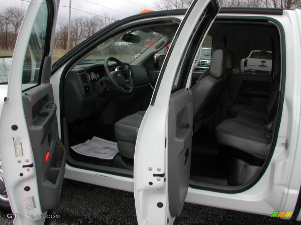2008 Ram 3500 Big Horn Edition Quad Cab 4x4 Dually - Bright White / Medium Slate Gray photo #27