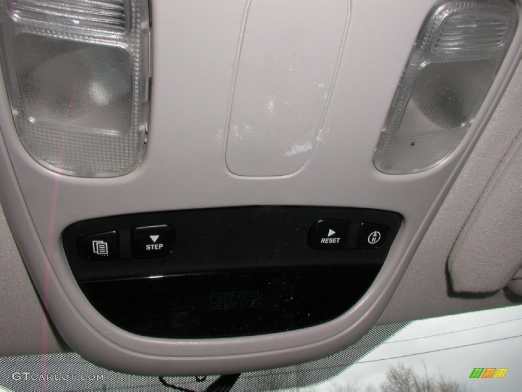 2008 Ram 3500 Big Horn Edition Quad Cab 4x4 Dually - Bright White / Medium Slate Gray photo #39