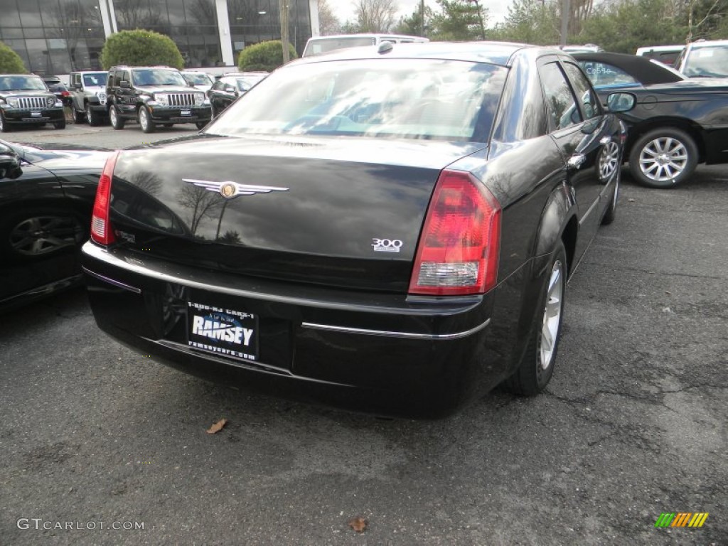 2006 300 Touring - Brilliant Black Crystal Pearl / Dark Slate Gray/Light Graystone photo #8