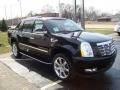 Black Raven - Escalade EXT Luxury AWD Photo No. 3