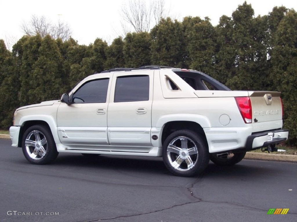 2006 Avalanche LT - Sandstone Metallic / Tan/Neutral photo #4