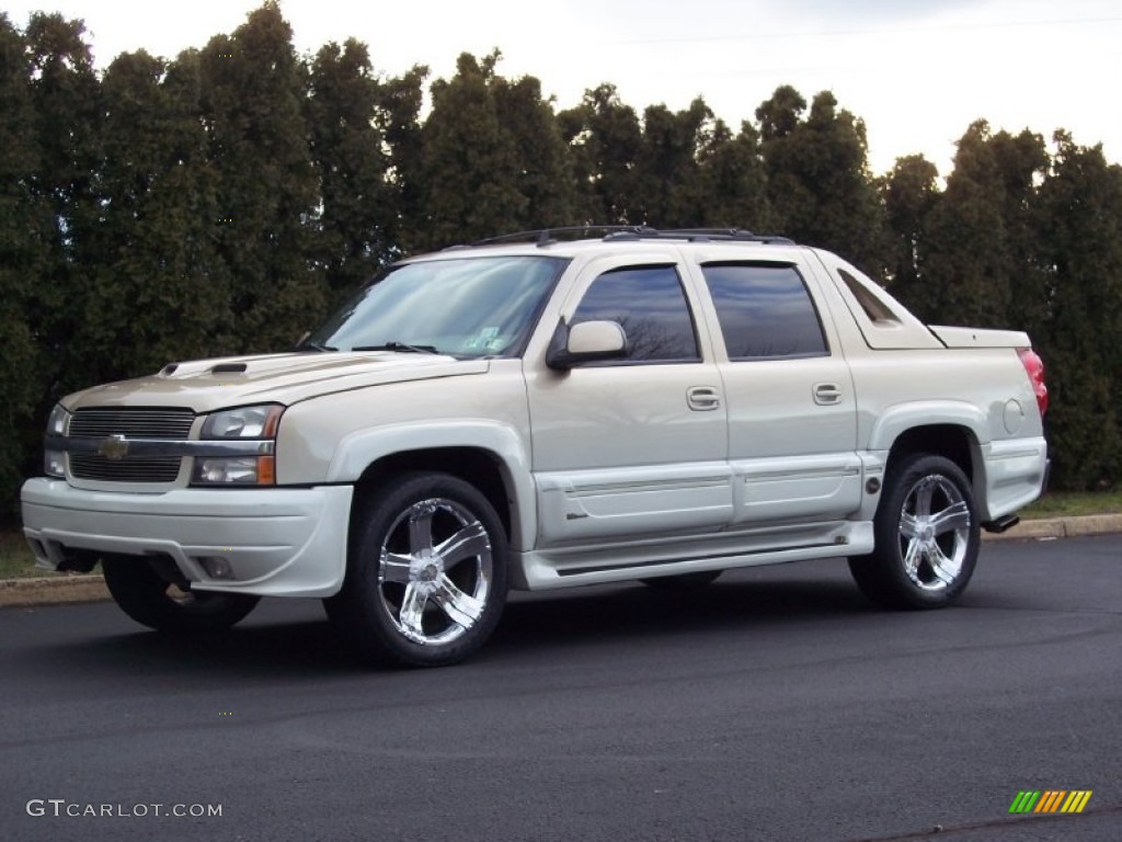 2006 Avalanche LT - Sandstone Metallic / Tan/Neutral photo #9