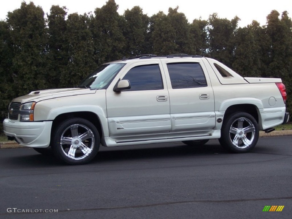 2006 Avalanche LT - Sandstone Metallic / Tan/Neutral photo #10