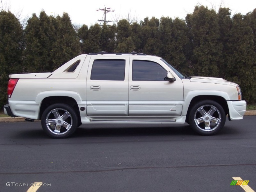 2006 Avalanche LT - Sandstone Metallic / Tan/Neutral photo #16