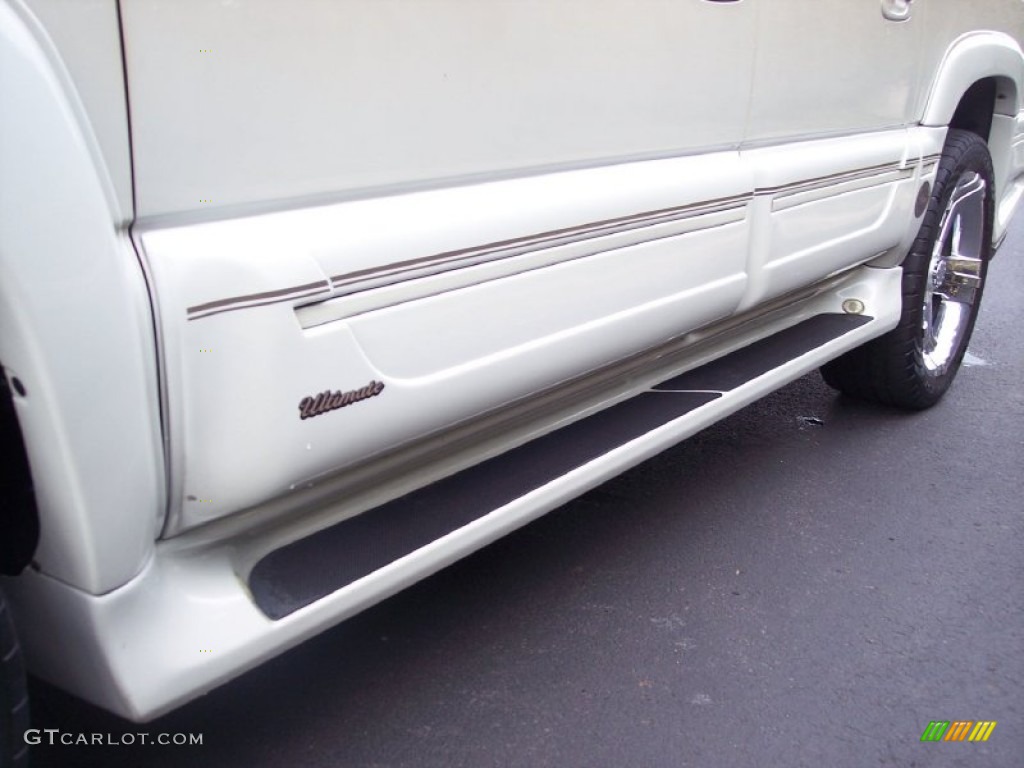 2006 Avalanche LT - Sandstone Metallic / Tan/Neutral photo #34