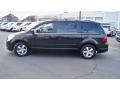 2009 Nocturne Black Metallic Volkswagen Routan SE  photo #8