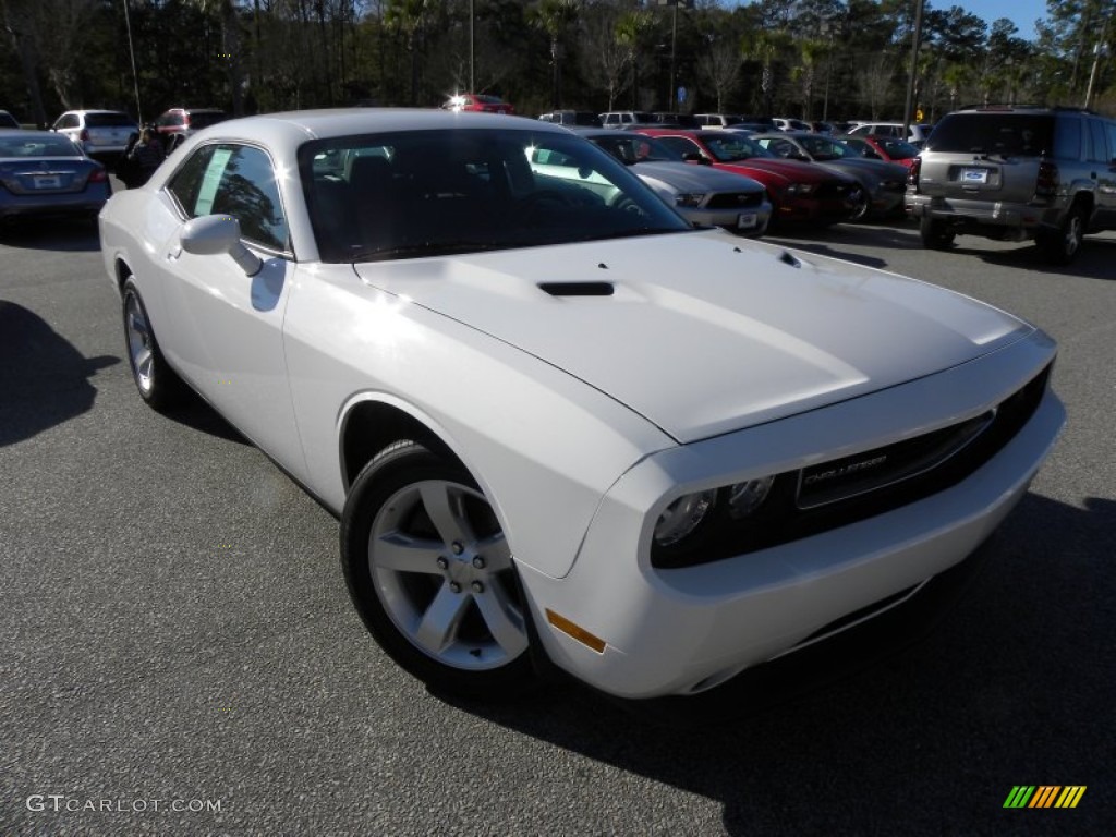 2011 Challenger SE - Bright White / Dark Slate Gray photo #1