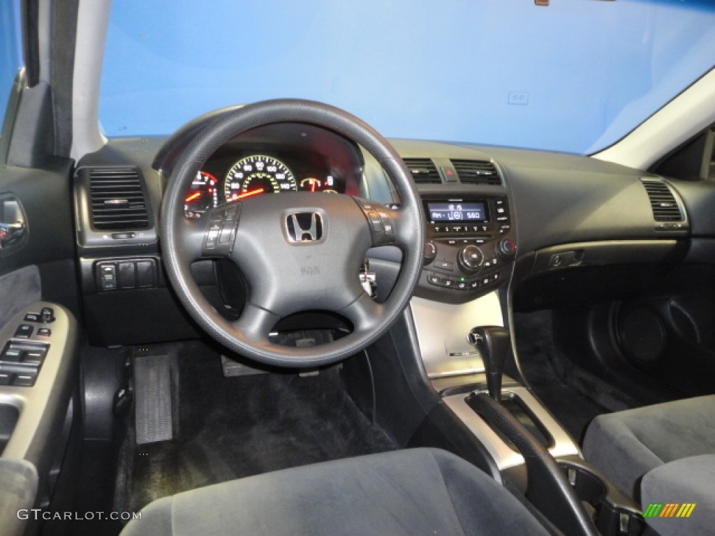 2003 Accord EX Sedan - Satin Silver Metallic / Black photo #15