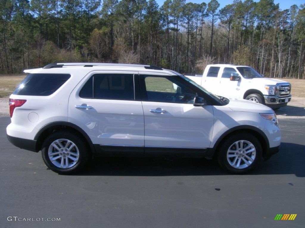 2011 Explorer XLT - White Suede / Medium Light Stone photo #4