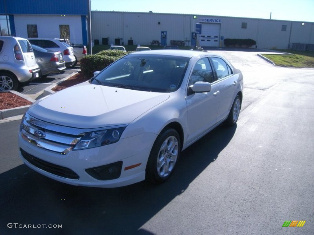 2011 Fusion SE V6 - White Suede / Medium Light Stone photo #1