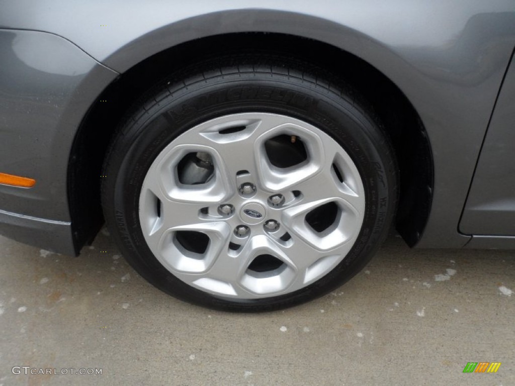 2010 Fusion SE - Sterling Grey Metallic / Medium Light Stone photo #10