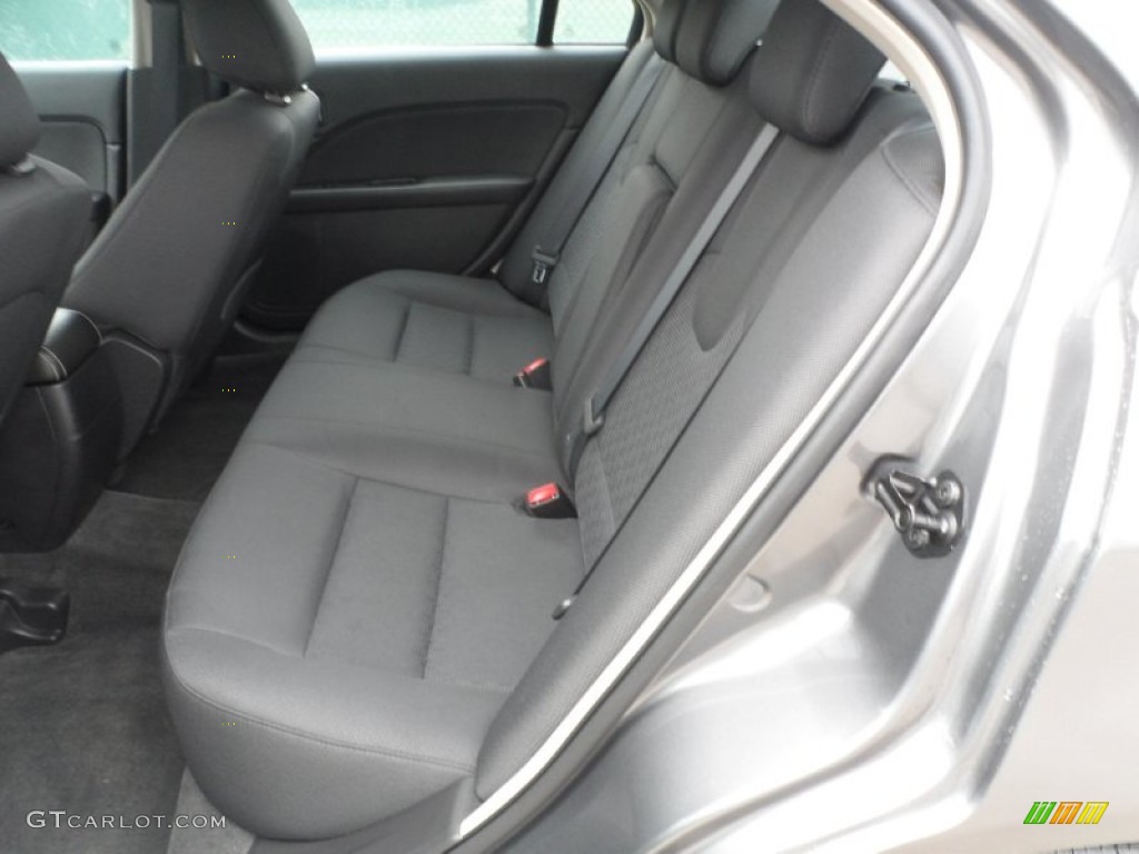 2010 Fusion SE - Sterling Grey Metallic / Medium Light Stone photo #26
