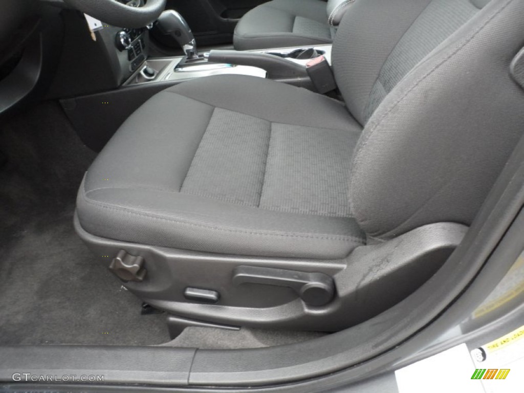 2010 Fusion SE - Sterling Grey Metallic / Medium Light Stone photo #29