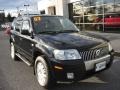 Black - Mariner Luxury 4WD Photo No. 2