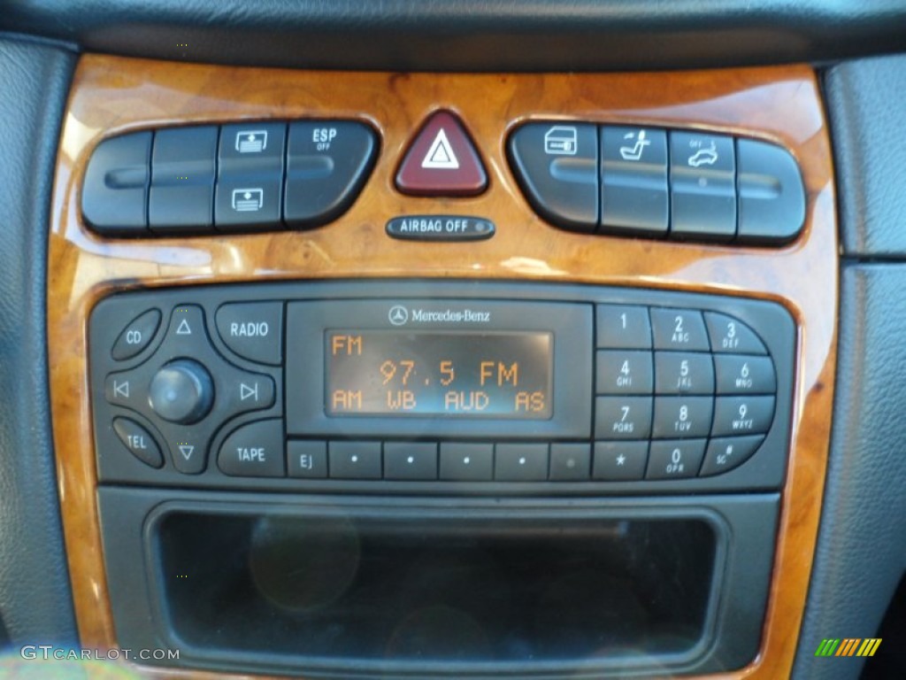 2003 Mercedes-Benz CLK 320 Coupe Controls Photo #59051180