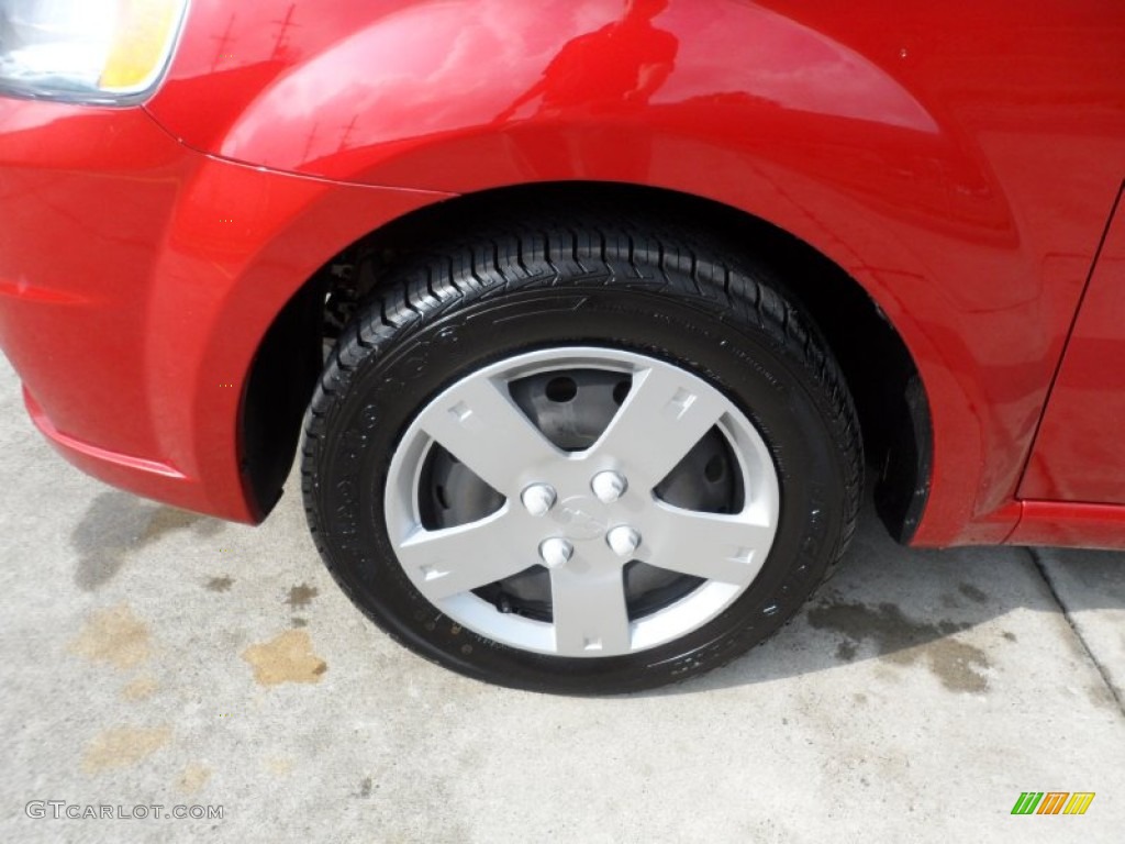 2010 Aveo LT Sedan - Sport Red / Charcoal photo #10