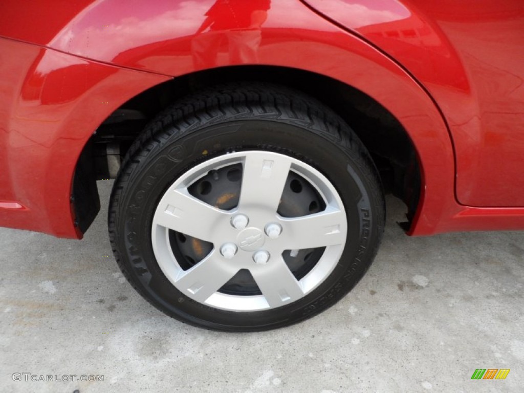 2010 Aveo LT Sedan - Sport Red / Charcoal photo #12