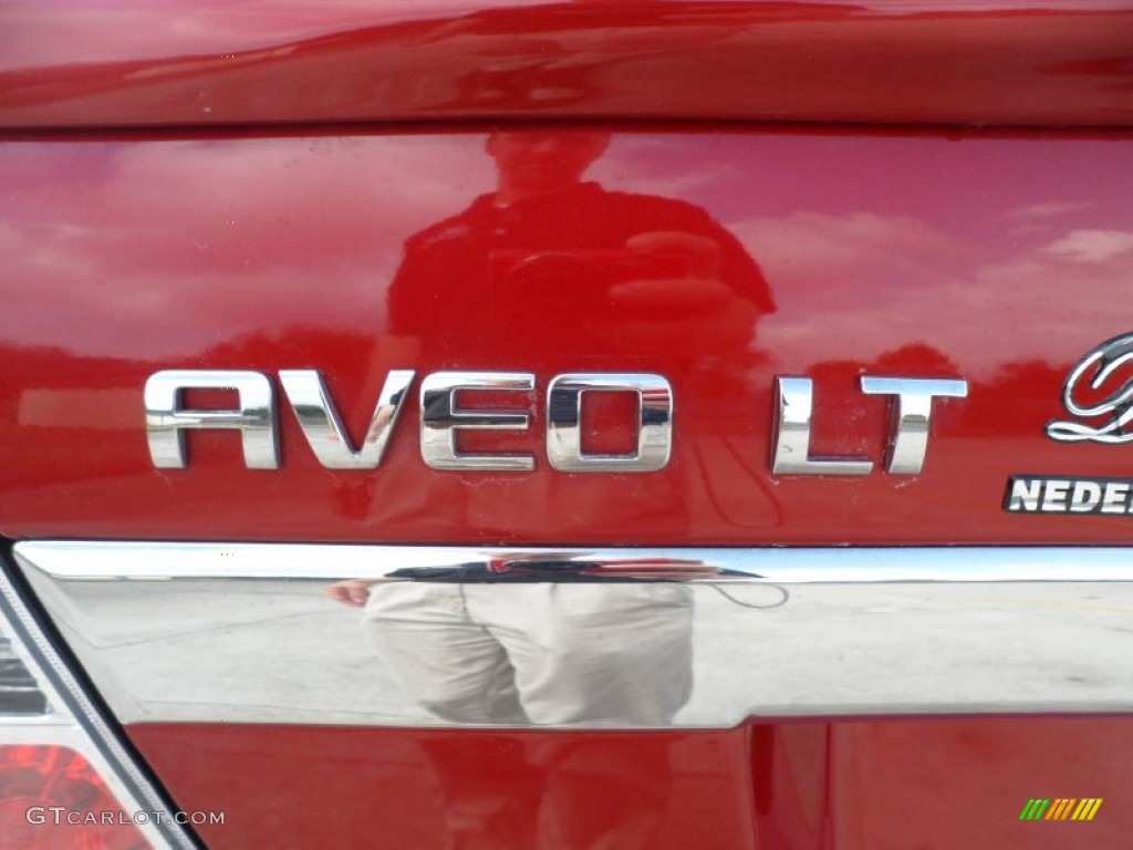 2010 Aveo LT Sedan - Sport Red / Charcoal photo #15