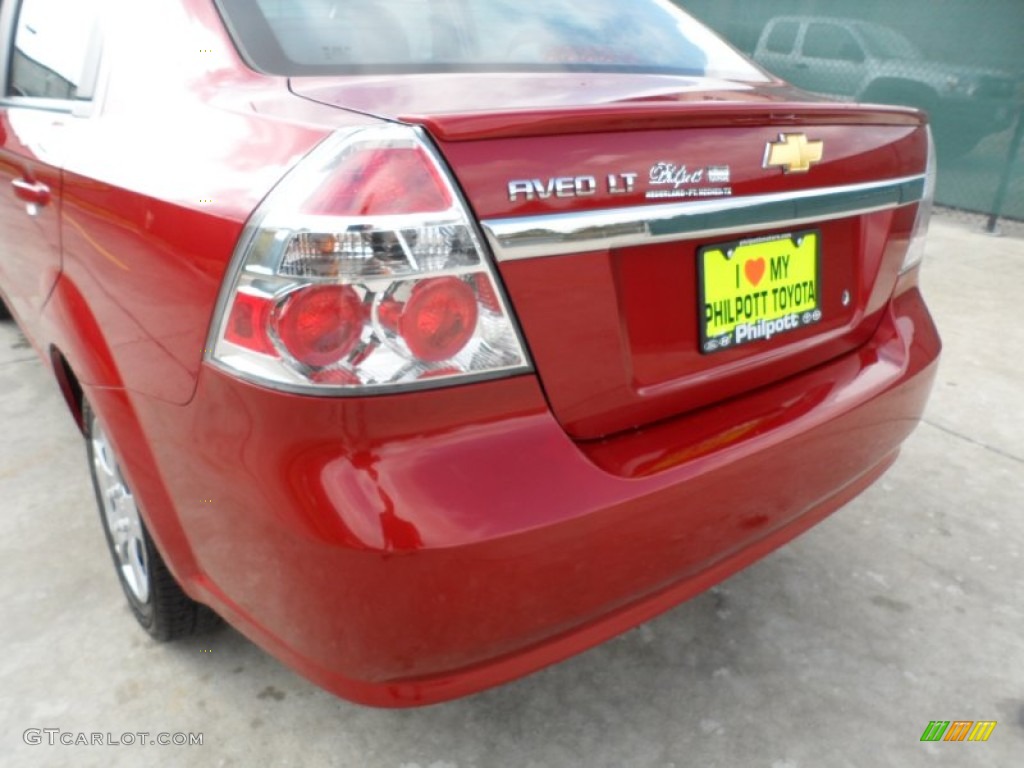 2010 Aveo LT Sedan - Sport Red / Charcoal photo #16