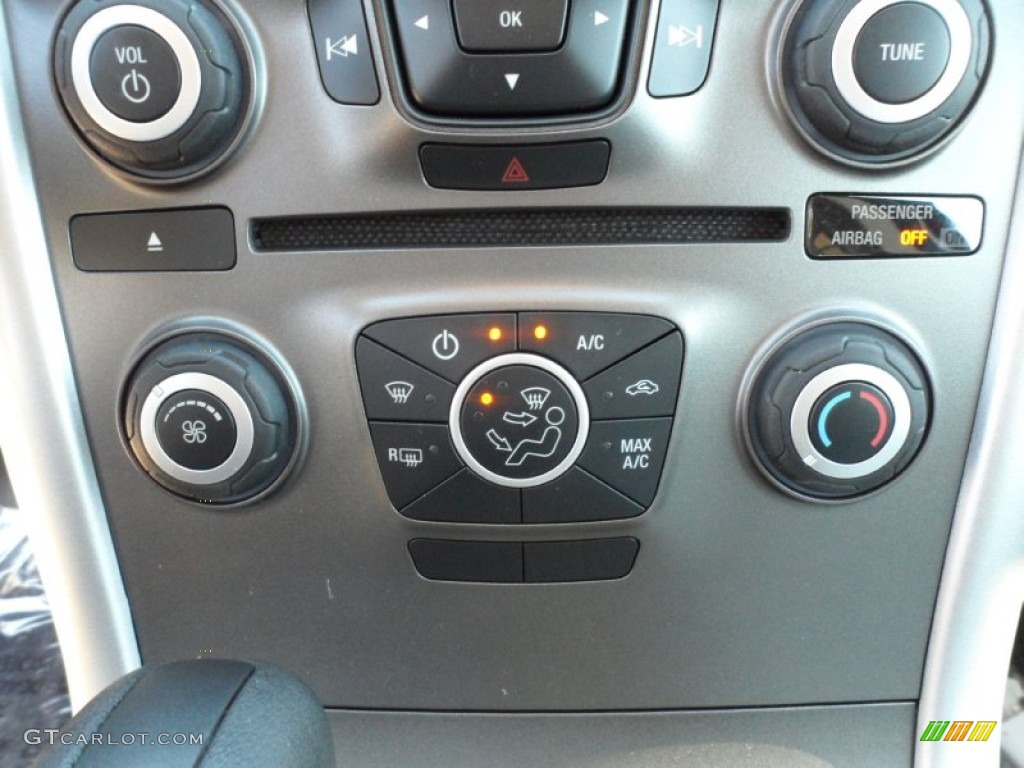 2012 Ford Edge SE EcoBoost Controls Photo #59053097