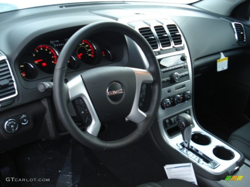 2012 GMC Acadia SLE AWD Dashboard Photos