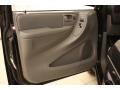 2007 Brilliant Black Crystal Pearl Chrysler Town & Country Touring  photo #5