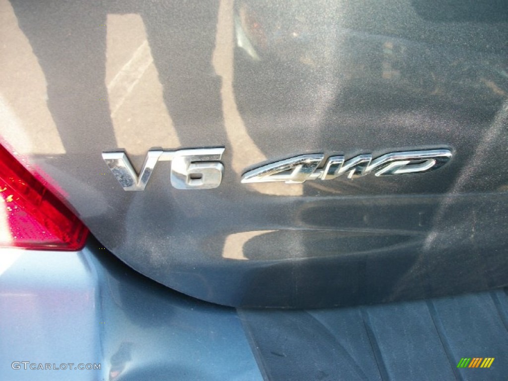 2004 Highlander Limited V6 4WD - Bluestone Metallic / Ivory photo #2