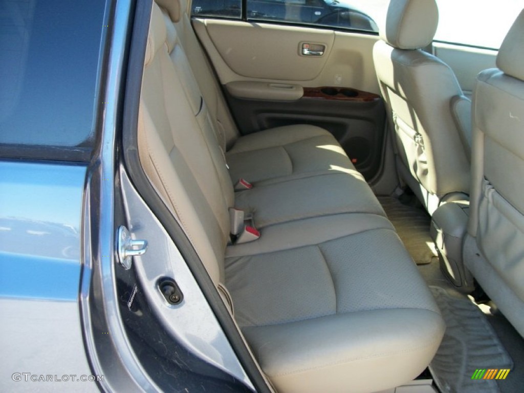 2004 Highlander Limited V6 4WD - Bluestone Metallic / Ivory photo #9