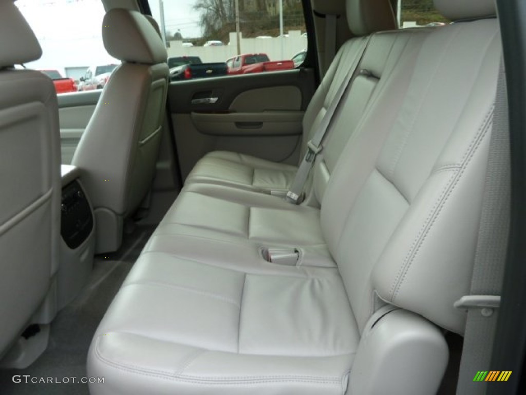 Light Titanium Interior 2011 GMC Yukon XL SLT 4x4 Photo #59057942