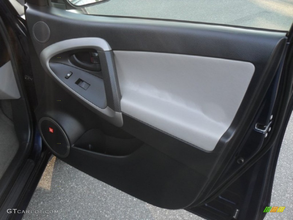 2007 RAV4 Limited - Nautical Blue Metallic / Ash Gray photo #25