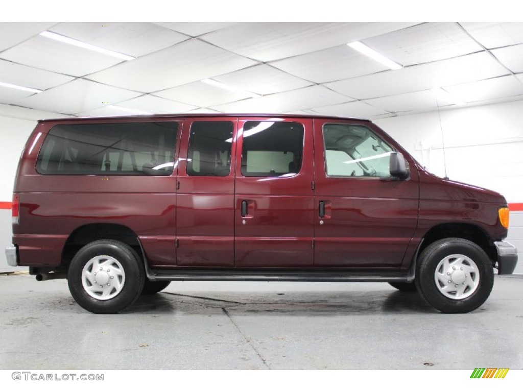Dark Toreador Red Metallic 2006 Ford E Series Van E350 XLT Passenger Exterior Photo #59061788