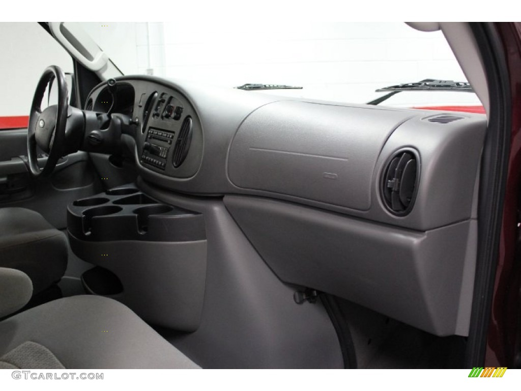 2006 Ford E Series Van E350 XLT Passenger Medium Flint Grey Dashboard Photo #59061989