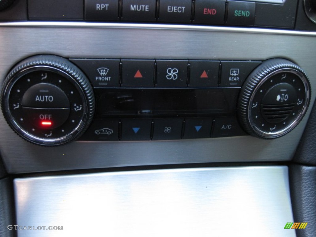 2009 Mercedes-Benz CLK 350 Grand Edition Coupe Controls Photo #59063056