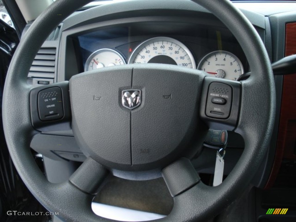 2005 Dodge Dakota SLT Club Cab 4x4 Medium Slate Gray Steering Wheel Photo #59065747