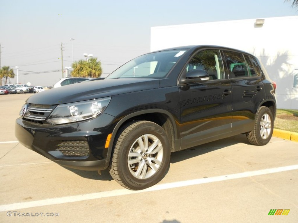 2012 Tiguan S - Deep Black Metallic / Black photo #3