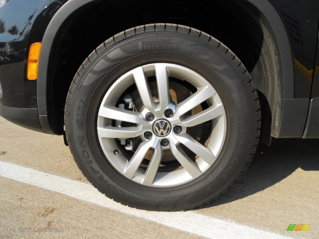 2012 Tiguan S - Deep Black Metallic / Black photo #9