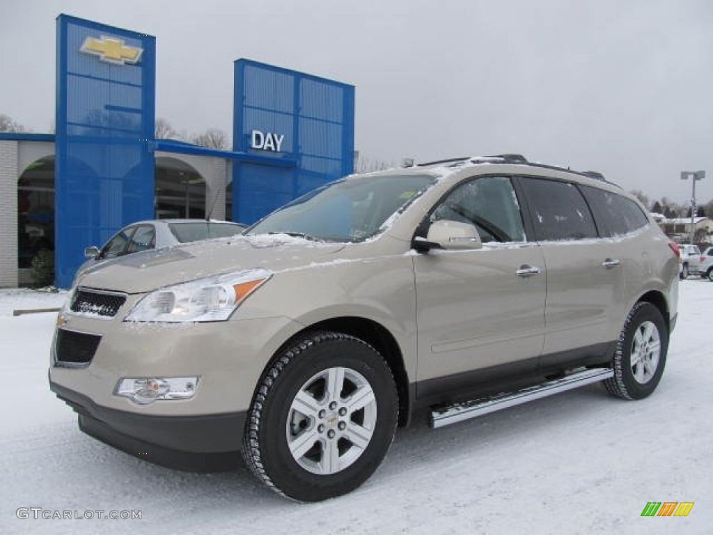 Gold Mist Metallic Chevrolet Traverse