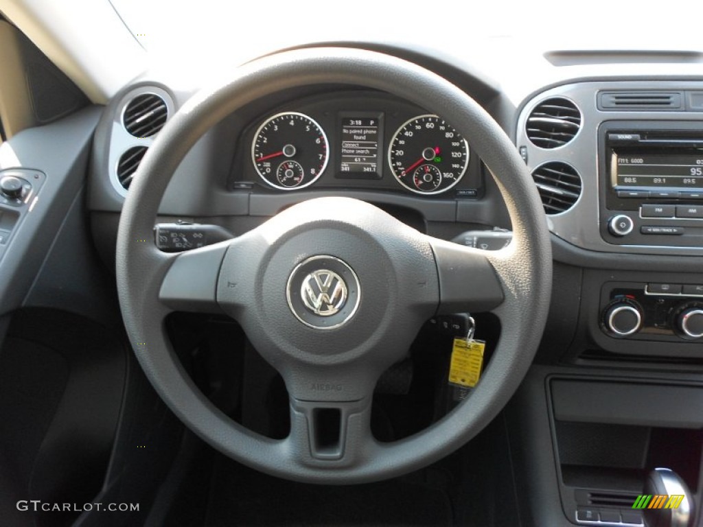 2012 Tiguan S - Deep Black Metallic / Black photo #16